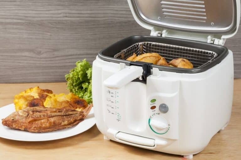 Cooking for Beginners: How to Use a Deep Fat Fryer