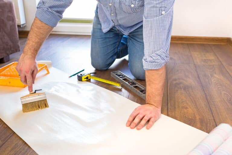 Quick Answer: How Long Does Wallpaper Paste Take to Dry?