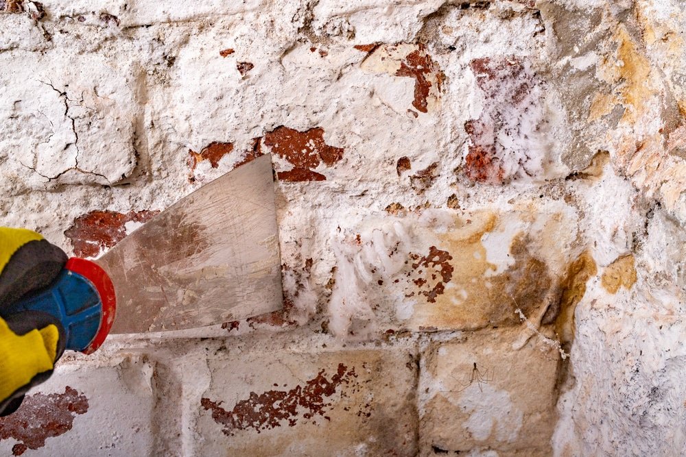 how to remove paint from concrete