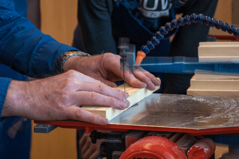 How to Use a Scroll Saw: Intricate Woodworking Designs Made Easy