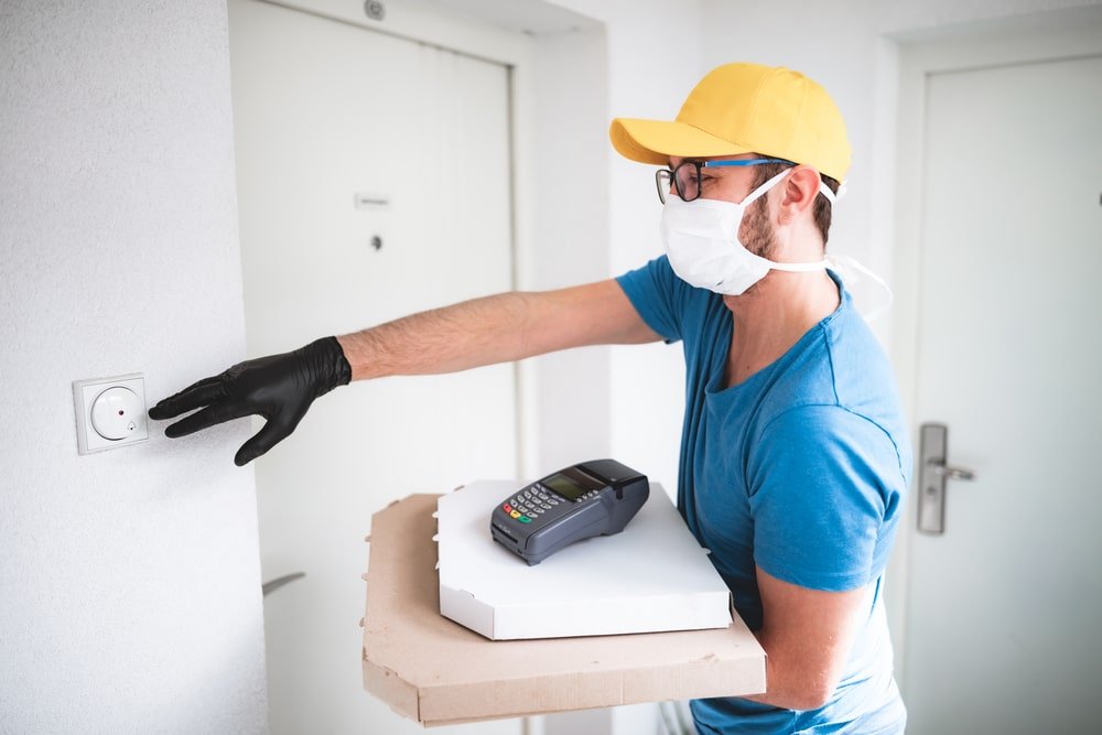 what frequency do wireless doorbells use