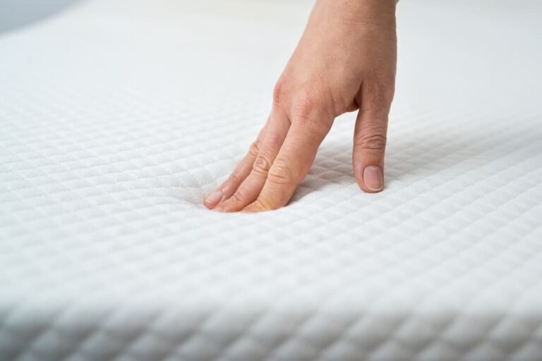 What Is a Memory Foam Mattress – Your Complete Buying Guide